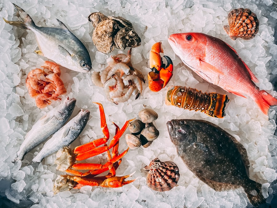 Seafood beku dan segar siap distribusi